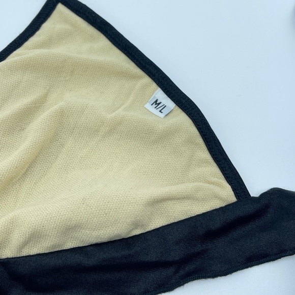 Bikini - Picture 5 of 6